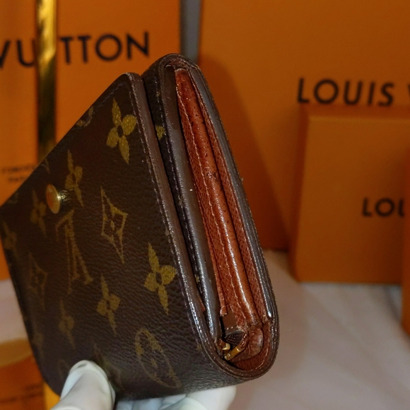 💥SOLD💥Louis Vuitton wallet - Picture 16 of 16